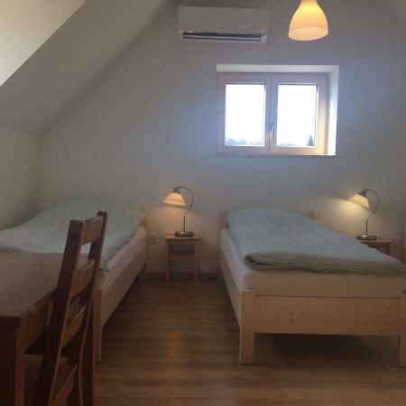 Vamosi Vendeghaz Appartement Nemesvámos Buitenkant foto